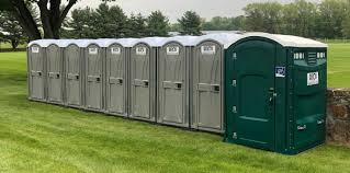 Best Restroom Trailer for Weddings  in Castle Pines, CO